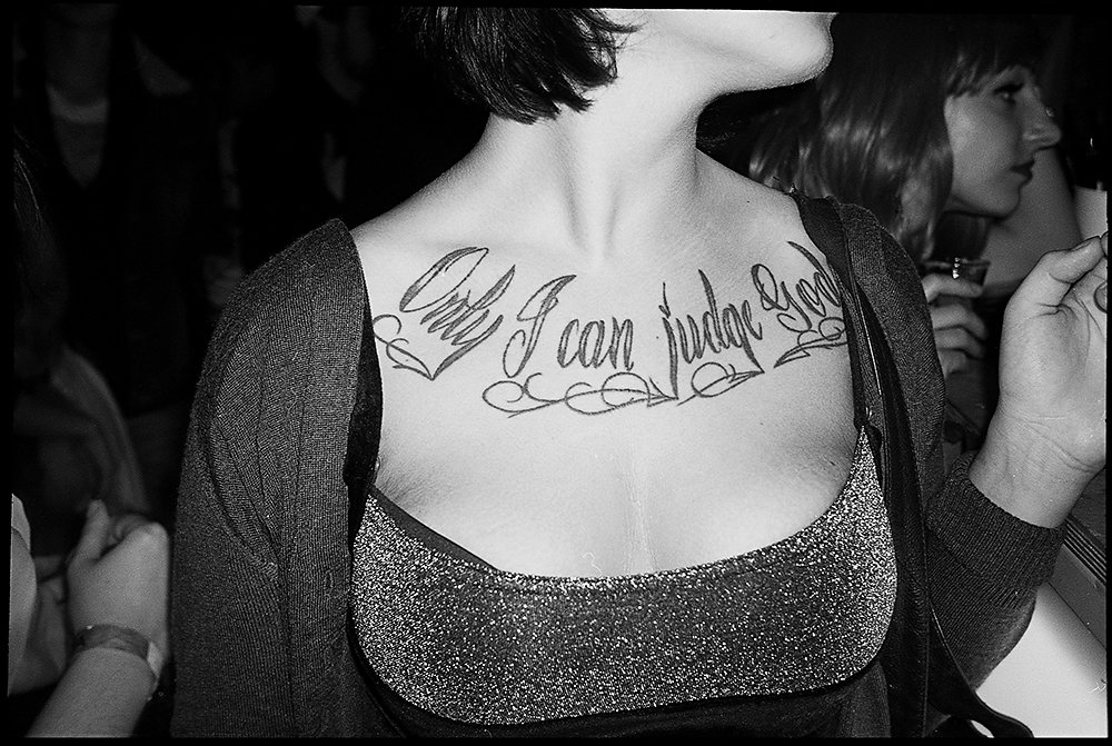 img023-bw.jpg
